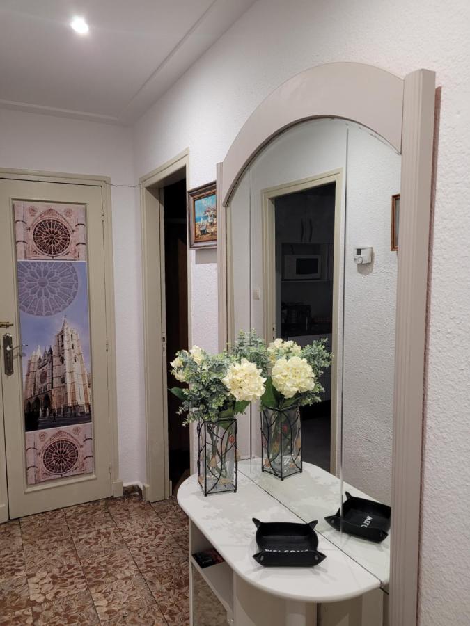 Catedral De Leon Apartment Екстериор снимка