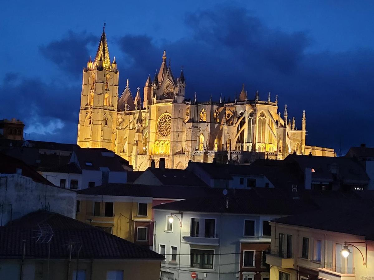 Catedral De Leon Apartment Екстериор снимка